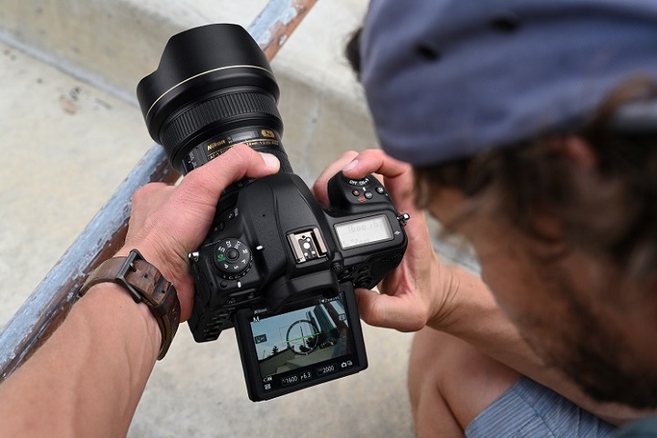 Nikon D780 - najnovší DSLR Nikonu s prvkami bezzrkadlovky